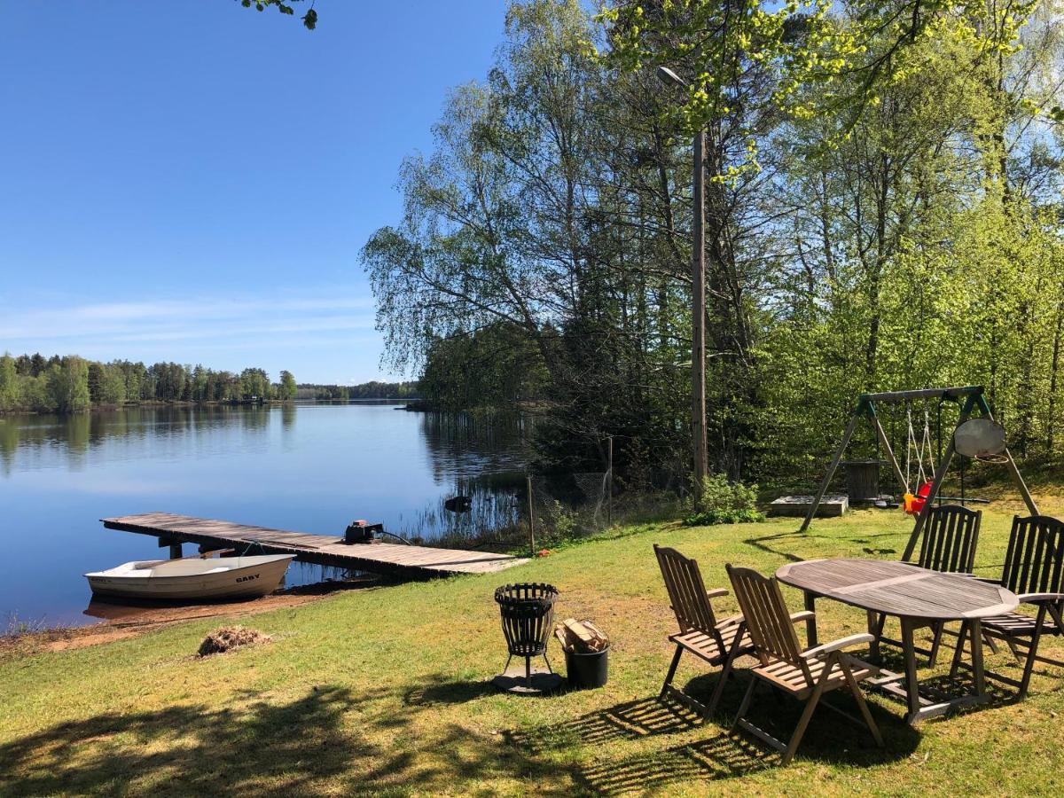 Naturskoent Boende Vid Sjoe Skånes Fagerhult Exterior foto
