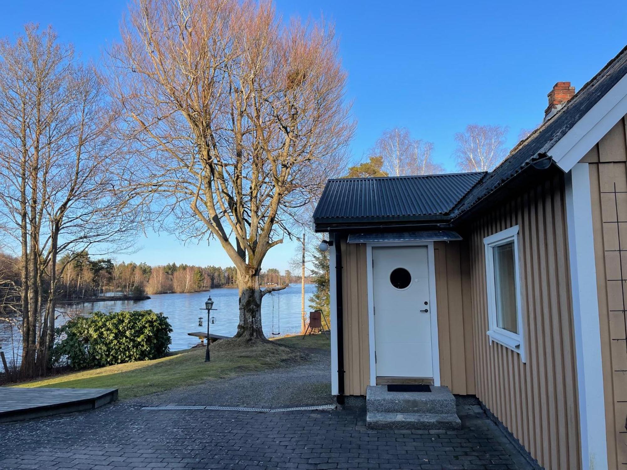 Naturskoent Boende Vid Sjoe Skånes Fagerhult Exterior foto