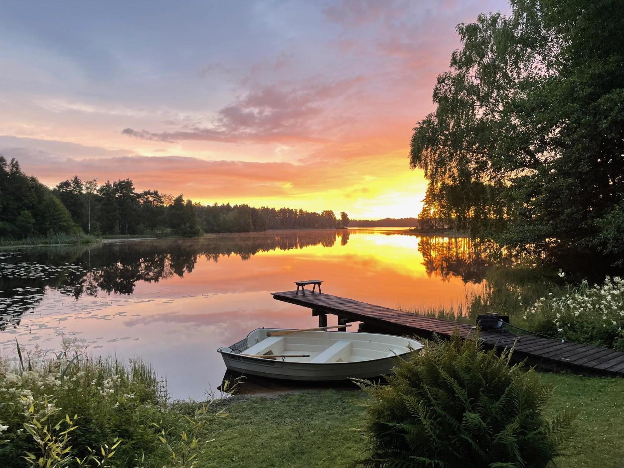 Naturskoent Boende Vid Sjoe Skånes Fagerhult Exterior foto
